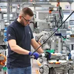 Alarm za slovenske delavce čez mejo: Prihaja veliko odpuščanje