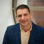 Zoran Stevanović odkrito o akciji v spalnici, govoril tudi o eksperimentiranju