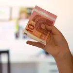 Obljubljajo po 10 evrov za vsakega: Preverite, komu je namenjena nova podpora