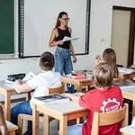 Na vladi prvi poseg v šole in vrtce