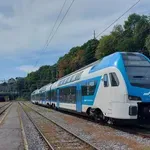Popolna zapora na progi, mnogim se bo sesul urnik
