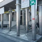 Nove zaposlitve: začetna plača 2.000 EUR + prevoz + malica