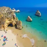 Konec zmede na plažah: Zemljevid bo pokazal, kam lahko postavite senčnik