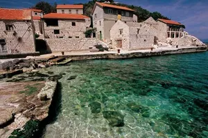 Med dvajsetimi spregledanimi evropskimi otoki tudi dva hrvaška