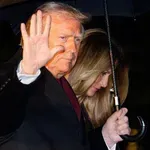 Melania Trump pogrnila na celi črti