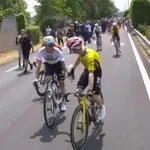 Vingegaard počakal Pogačarja, kar je sledilo, močno odmeva