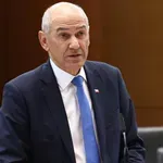 Zdaj še vojni veterani udarili po Janši