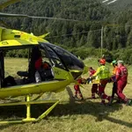 Mladeniča sta blizu slovenske meje padla v smrt