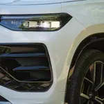 BMW ministrice nas je stal le 7,92 evra, ministri porabili tudi po 300 evrov