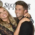 Pevka Carly Pearce je med poročno nočjo spoznala, da si tega ne zasluži