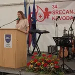 Logarju je dala košarico, zdaj jo že snubijo drugod