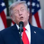 Trump ne bo zaračunaval za plovbo, pričakuje nekaj drugega