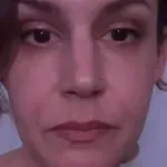 Pevka se je ponorčevala iz mladeniča, ki je tarnal, da je bil 34 ur brez toplega obroka