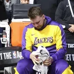 To je Luka storil po klicu v katerem so mu sporočili, da je zamenjan