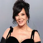 Te fotografije Kris Jenner ne bo vesela, je res nezadovoljna s posegom?