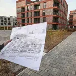 Kruta realnost mladih parov: 17 let varčevanja za polog, nato še 30 let kredita