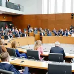 V parlamentu je počilo: Opozicija zapustila sejo