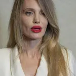 Novi posnetki: Mnogi se sprašujejo, kaj se je zgodilo z Angelino Jolie?