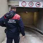 Redar naj bi nastavil kamere v županove prostore, nato pa ga izsiljeval