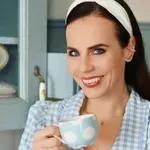 Očitno je dobro izbrala, po desetletju Lorella Flego še vedno noro zaljubljena!