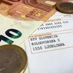 Referendum o RTV prispevku: Tudi če ga ukinejo, ga bomo plačevali