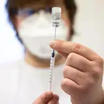 Toliko vlog za odškodnino je bilo podanih zaradi posledic cepljenja proti covidu-19
