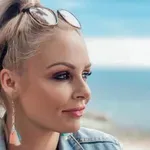 Špela Grošelj se je povsem spremenjena vrnila pred kamero