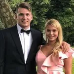 Tuji mediji trdijo, da je na tem posnetku Anamaria Goltes