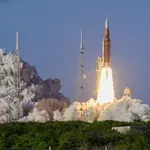 Fotografija astronavtke postala hit, vsi govorijo le o tem detajlu