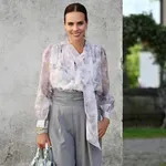 Lorella Flego v družbi ženske, ki si je na sodišču komaj oprala ime