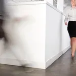 Nove zaposlitve: Plača 2.402 evrov bruto