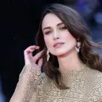 Lekcija iz čiste elegancije: 20 vanvremenskih izdanja Kire Najtli koja želimo da kopiramo