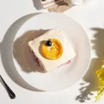 Tiramisu sa limunom i borovnicama je savršeno osveženje za vrele dane