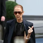 Zašto publika toliko voli Selin Dion? Njeno najnovije pojavljivanje u Parizu sve objašnjava