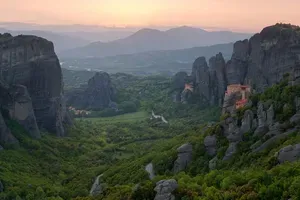 10 čudes sveta, za katere niste vedeli! – Meteora Grčija